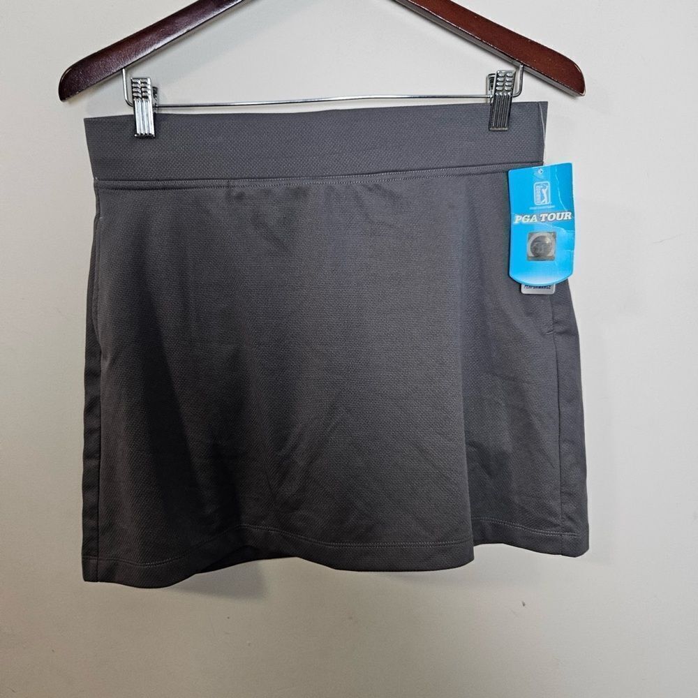 PGA TOUR Golf Women’s Skort NWT Grey Large Attached Shirt’s